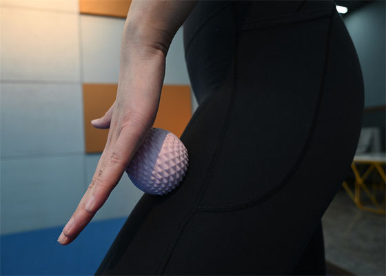 Eco Friendly Silicone Massage Ball For Legs Available In Various Colors Like Blue And Green